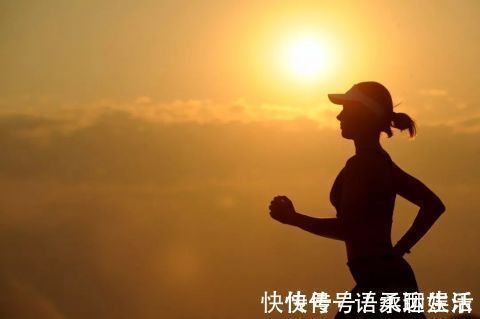 b族维生素|身体一碰就淤青可能是缺少这个，可以吃这些菜来弥补