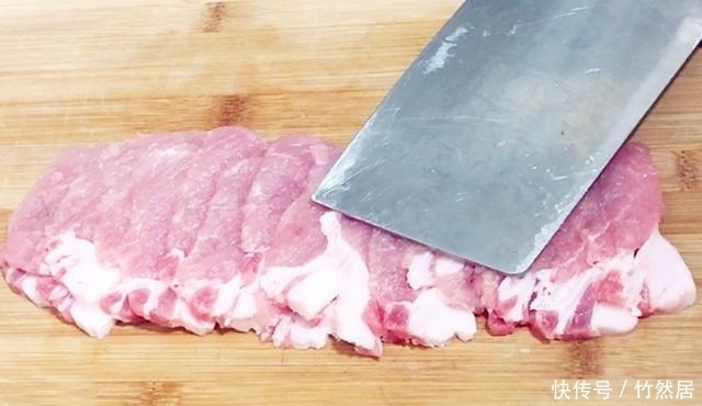 炒肉时,别直接下锅炒,大厨:牢记3点,鲜嫩入味不粘锅