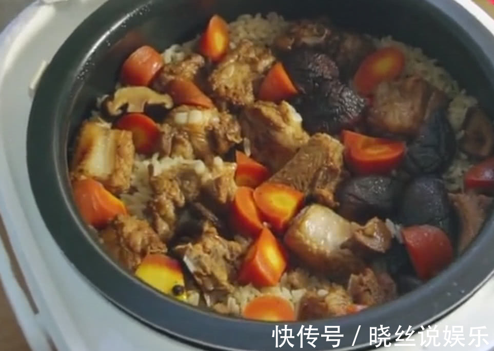 葱段|排骨不要炖土豆了,媳妇给里面倒了一碗面粉,老公不够吃了