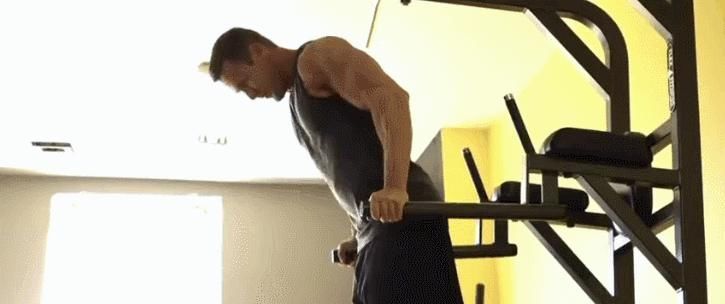 动作|一口气能做20个钻石俯卧撑是什么水平如何提高钻石俯卧撑的能力