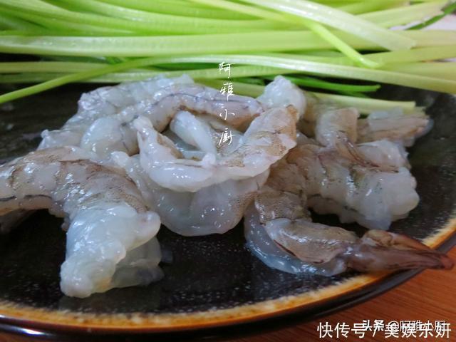 早餐常给孩子吃这个饼,润肺止咳补充蛋白质,隔三差五必吃一顿