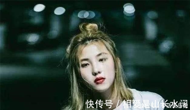 华丽|刘思琦：每月花费过万，16岁还要家人喂饭，如今完成华丽蜕变