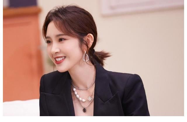 全新恋综来袭,《心动的信号》又有对手了,中年人的恋爱“真香”