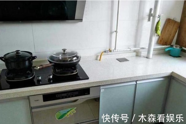 老婆|老婆有轻微洁癖,新家入住5年像这样,客厅让朋友服气了