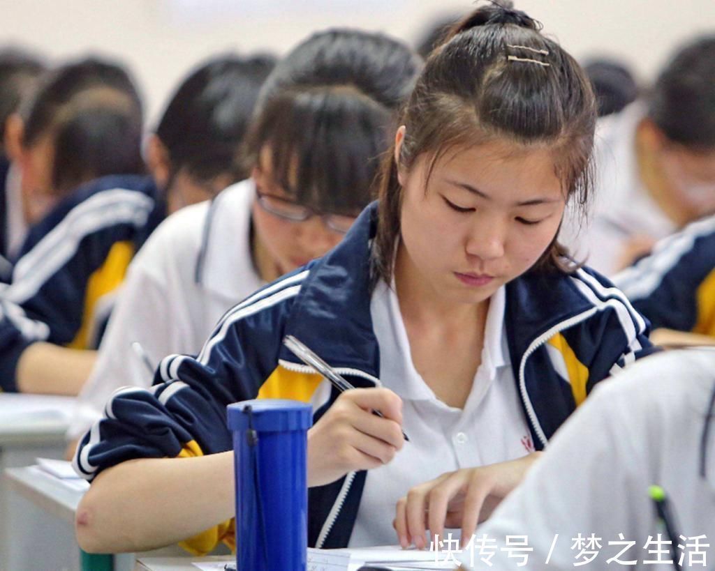 学霸|真正的学霸看起来“很轻松”,却总是考高分,只因不做这4件事