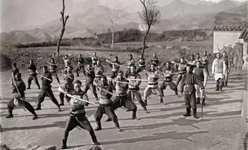 孤城|清朝灭亡后,这支清军仍坚守孤城75年,直至1987年才被正式解散