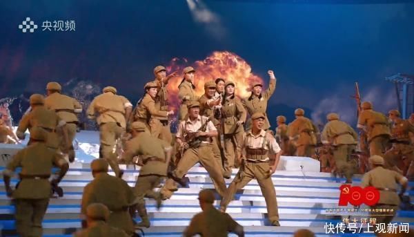 战旗美如画|鸟巢建党百年文艺演出，舞蹈家黄豆豆化身志愿军战士，燃