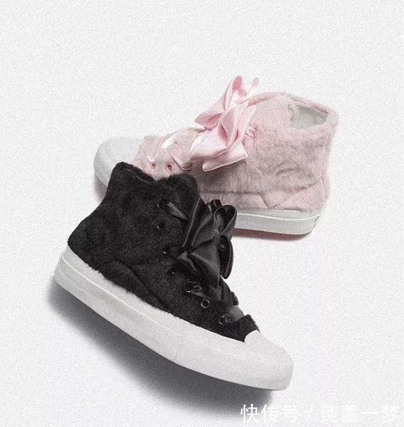 鞋身 Hello Kitty联名款,一起可爱温暖过冬