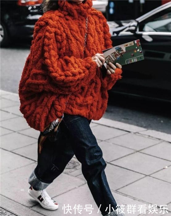 毛衣|毛衣+直筒裤才是今冬王者组合,多穿这些单品,时髦又好看