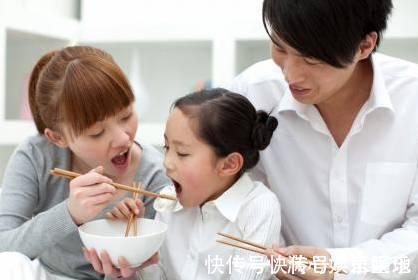 孩子|老人常挂在嘴边的几句话,往往正在一步步将娃养废,父母及时阻止