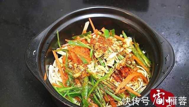 家常菜|家里人吃不腻的家常菜，一年四季都离不开，每回都光盘