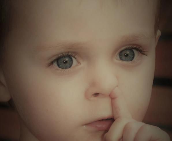 宝宝|两岁左右宝宝爱摸“屁屁”,家长不用紧张,更不要打骂!