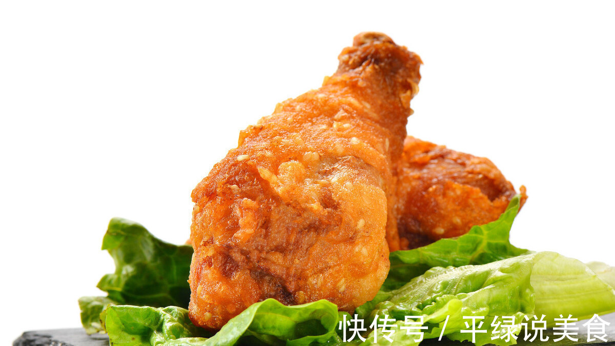炸鸡腿时,面粉和面包糠,哪样更好,教你正确的做法,味道太香了
