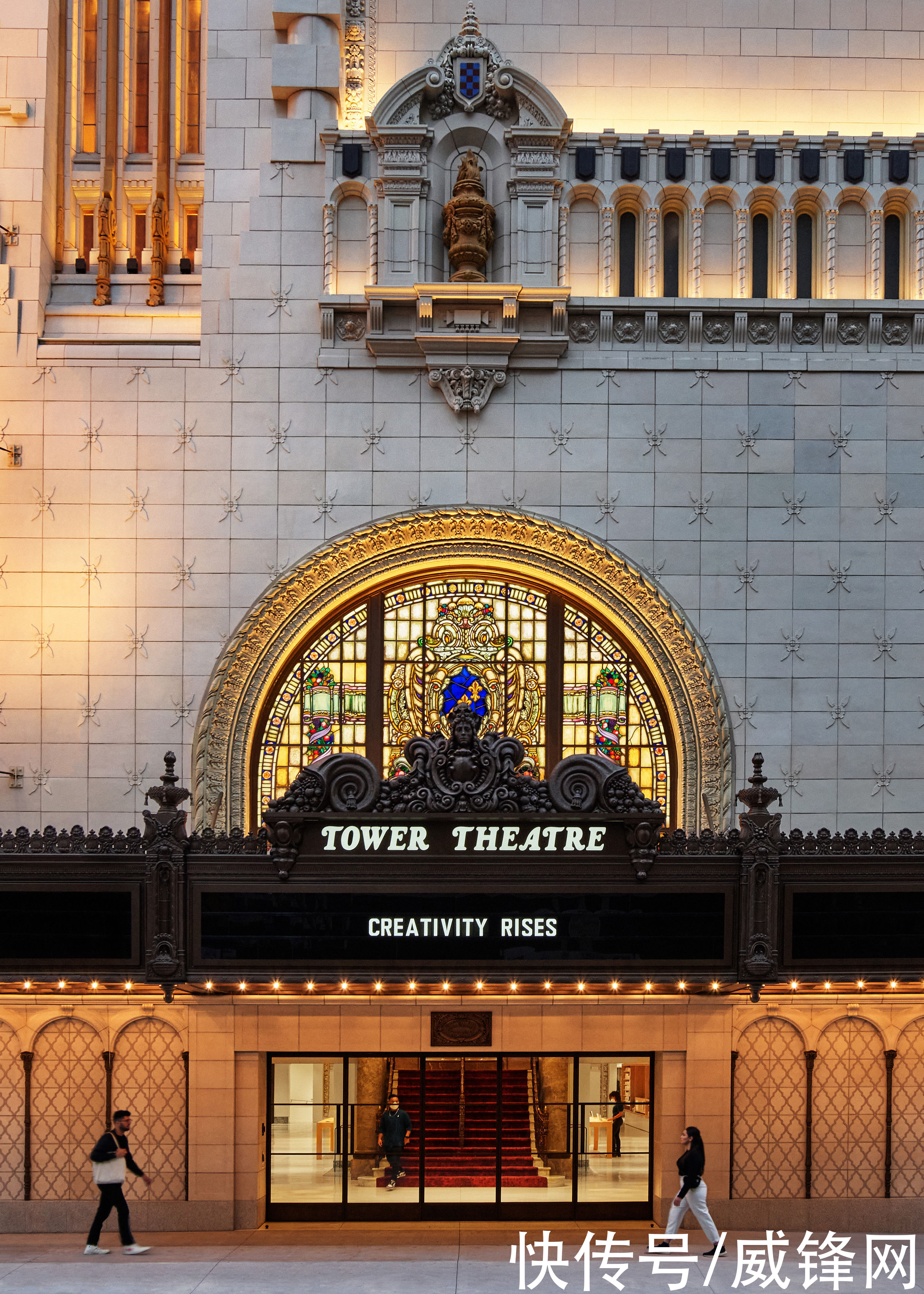 预警|多图预警 苹果分享洛杉矶新店Apple Tower Theatre最新照片