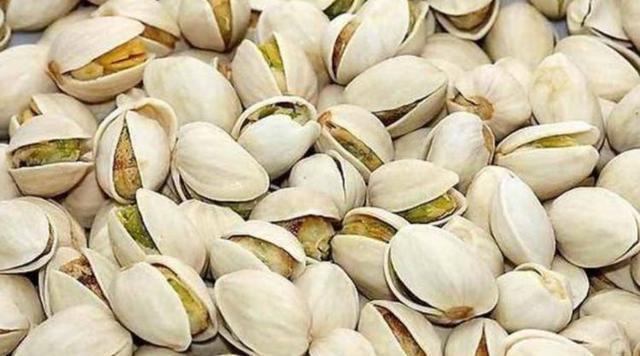 胡萝卜炒鸡蛋|聪明人爱吃三种食物，营养丰富、延缓衰老，身体棒棒哒！