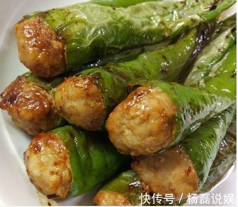 翻炒均匀|美食推荐干锅辣白菜、虎皮尖椒酿肉、肉末鸡蛋羹、板栗红烧肉