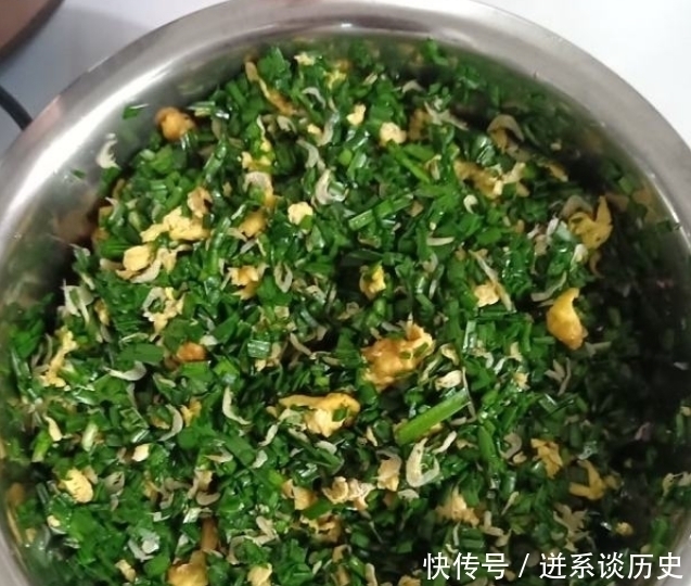 拌韭菜馅,放它是“大忌”!10人有9人放,馅儿出水,不鲜不香!