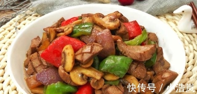 蘑菇|它是“男人宝”，比生蚝好吃，价格还便宜，三天两头老公就想它！
