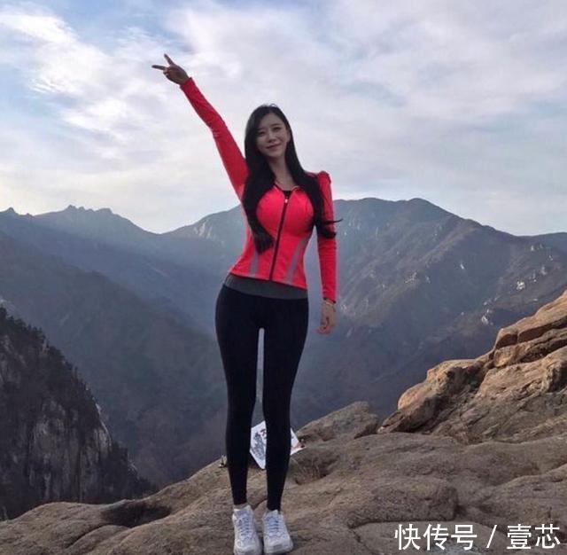 韩国|韩国女模被称真人版“海贼王女帝”,看到身材后,网友:真有气质