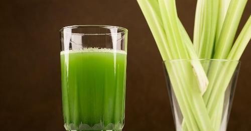 女性睡前空腹喝“此物”,或許不出半月,不僅瘦身,而且更顯年輕