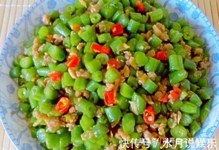 女人|女人常吃此物,子宫越来越干净,不想皱纹长满脸,可以试试