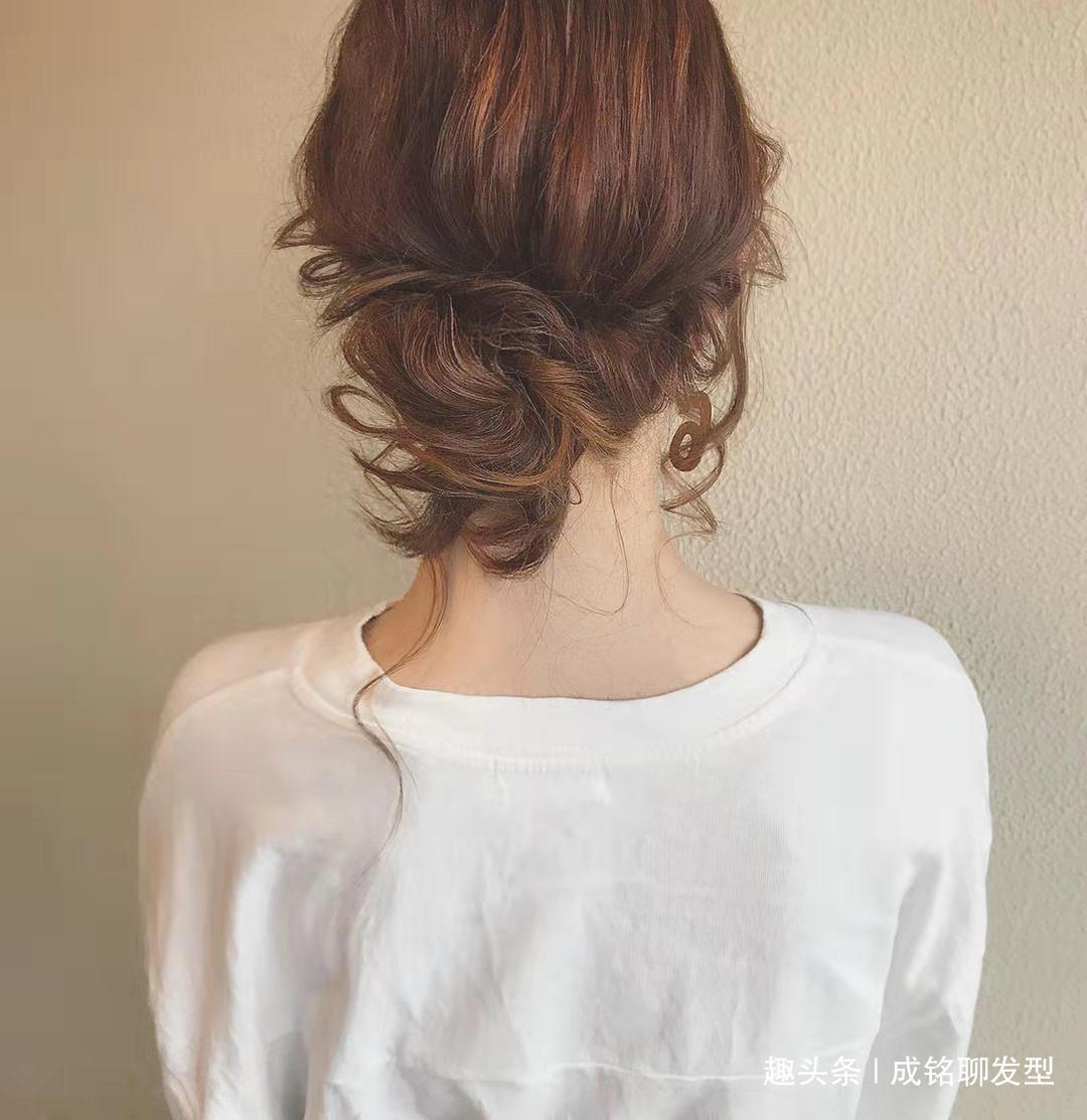 先用电卷棒 简单随性的编扎造型,巧妙组合随心搭配,让你天天换发型