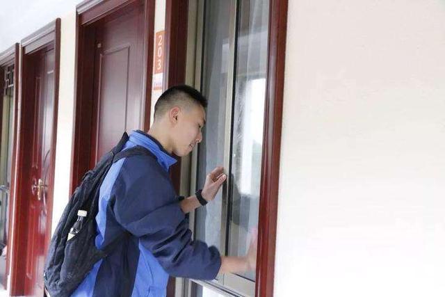 家长|吼叫对孩子不好，可很多父母还在做，试试这样去管教娃