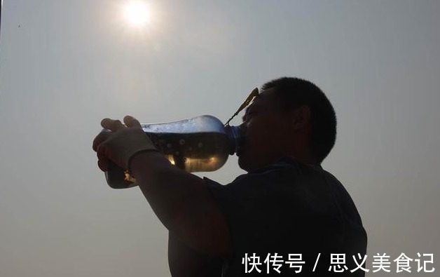 血糖|83岁老中医：控制血糖很简单，家中常备1红，助你走出“糖人街”