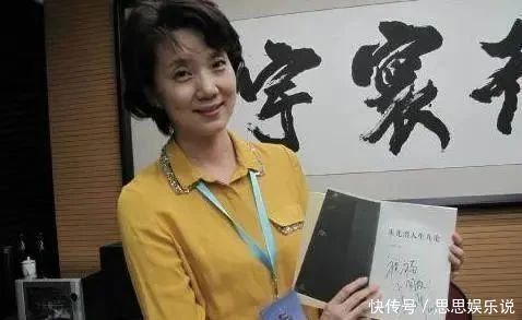 李修平&央视一姐李修平练书法可不是闹着玩,其字看着就让人很舒服