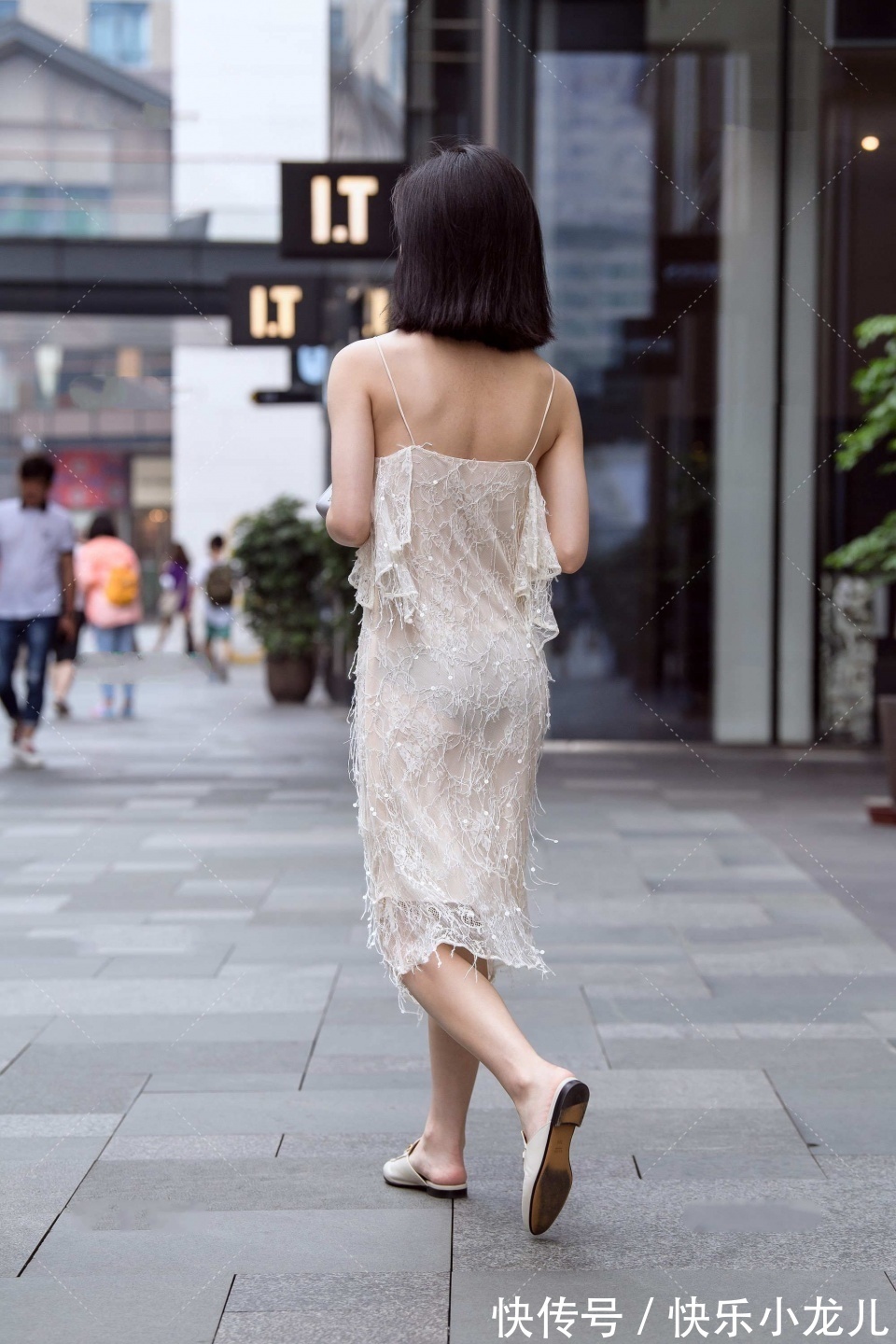 长裙|骨干的气质美女,睫毛一闪一闪的,如此的纯洁美丽