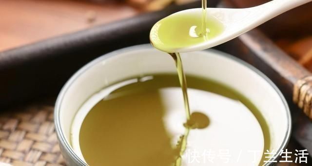 排便困难|3种食物是便秘“祸根”,越吃肠道越拥堵,劝你少碰