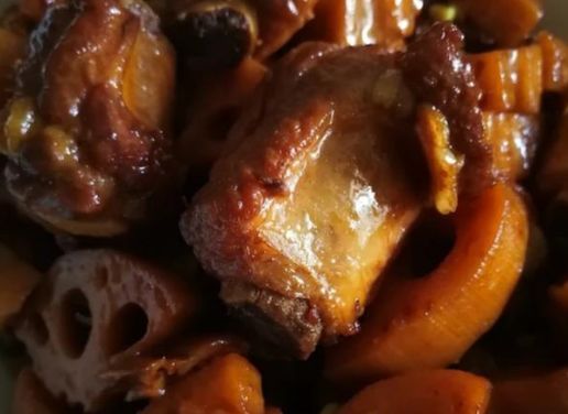 第一次把排骨和它一块炖，原来这么好吃，全家一大盘没吃够