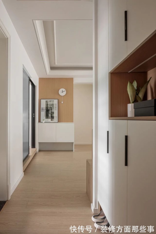 现代|现代简约三居室,超爱的地台式榻榻米卧室!