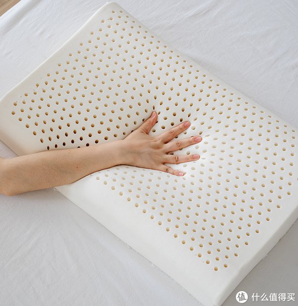 乳胶|“卧室家具避坑指南”8种卧室家具不推荐买，卧室家具该怎么买？