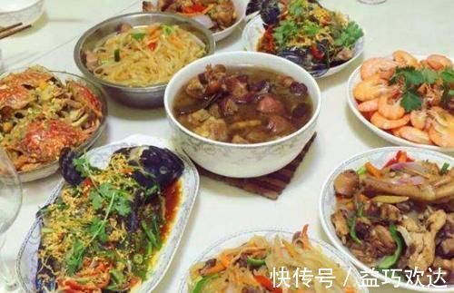 头晕头痛|血管堵,手先知,手上若有这4种表现,可能是血管堵了