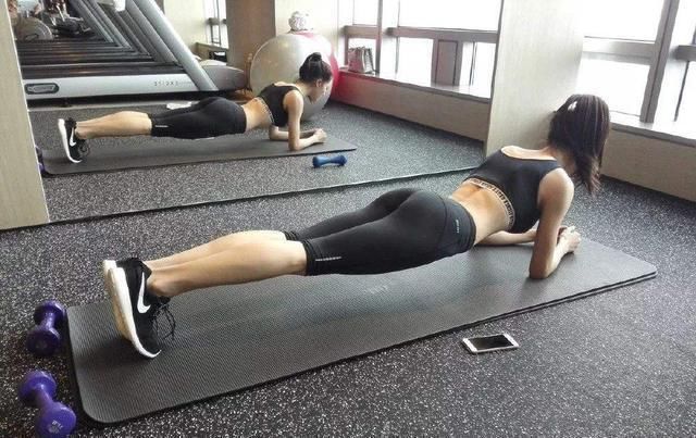 锻炼|女生做什么样的健身锻炼，才能穿衣显瘦，让身材变得更完美