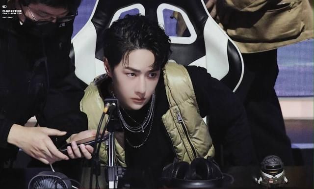 腾讯|担心孩子总玩游戏?来看看王一博玩游戏的同时,是怎么全面发展的