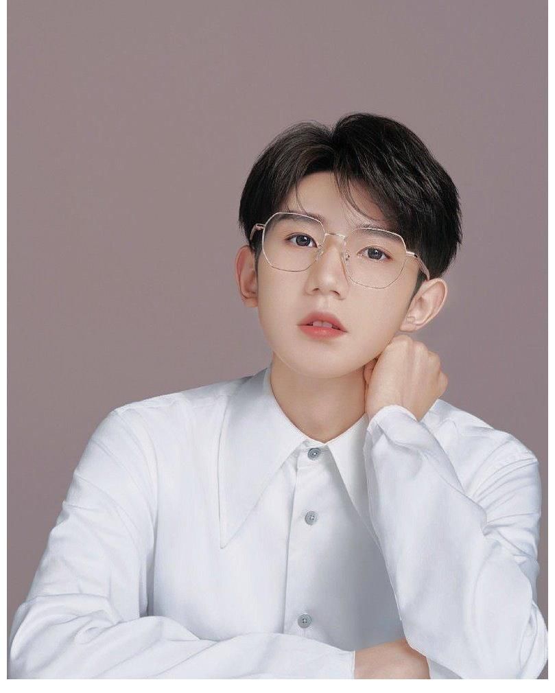 表情|磕到了！新一期節(jié)目王源以特殊形式參加，魏大勛的表情暴露了一切