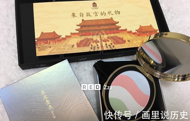 礼盒|全套故宫彩妆已到手:眼影腮红真美、口红不输大牌