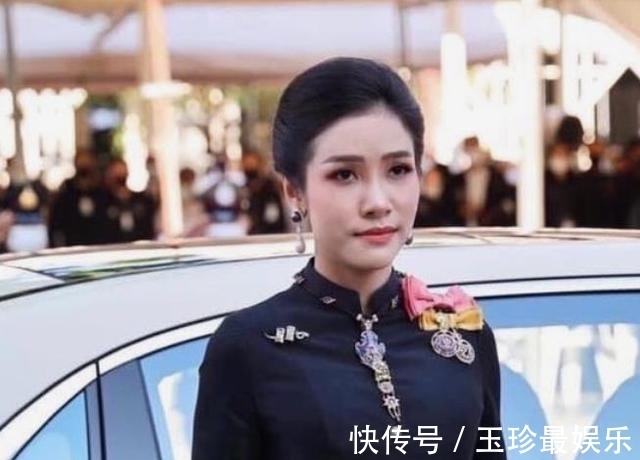 苏提达@36岁诗妮娜宠冠六宫,得到曼谷王朝祖传珠宝,苏提达王后羡慕不已