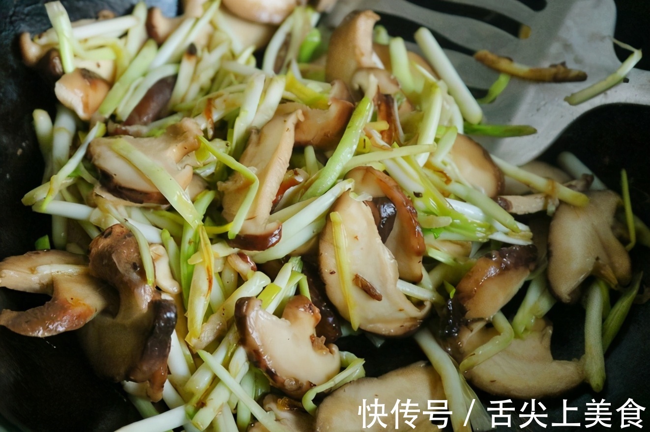 蒜黄|家里条件再不好,这食物也要2天吃一次,增强免疫力,对身体好