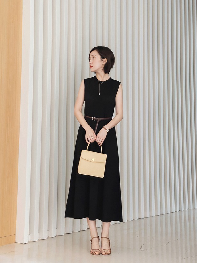 高跟凉鞋|小个子女生穿什么连衣裙好看?选这几款显高又显瘦,温柔优雅