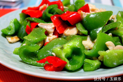 冬天要穿暖吃好别感冒,试试一道菜,辣味适中又开胃,增强免疫