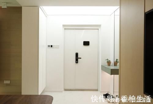 过道|参观完她家,发现简装才是最好的,房子住了快两年,依然简洁大方