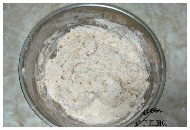 秋季转冷，发面记住3点小诀窍，30分钟发满盆，比夏天发面还快