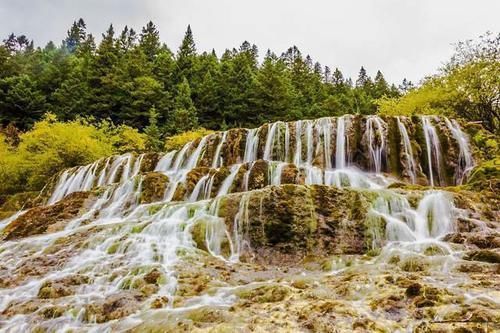 黄龙风景名胜区|我国唯一高原湿地，被誉为“人间瑶池”，被大自然的鬼斧神工震撼