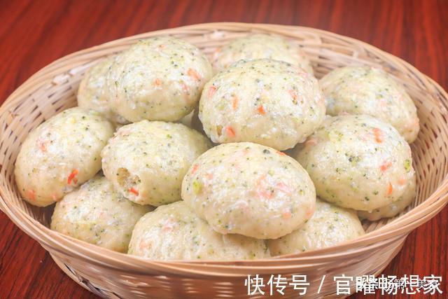 面团|馒头创新做法,不用揉面,搅一搅直接上锅蒸,做出的馒头暄软好吃