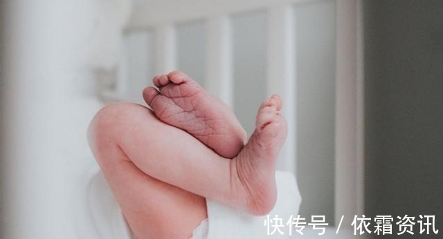 小宝宝|养护新生儿宝宝坑太多,10个“带娃禁忌”家长要了解,别做错坑娃