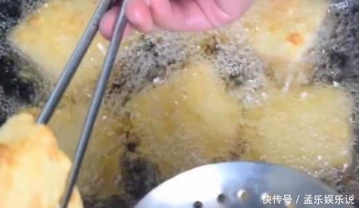 吃了30年豆腐,这种做法还是头一次见,吃起来真过瘾,还超易学!