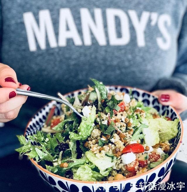 小番茄|中秋节3道沙拉＋酱汁菜谱，每道5分钟搞定，健康好吃上桌就光！